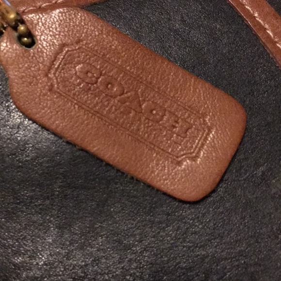 COACH messenger black/tan trim, fold snap closure - Picture 6 of 8